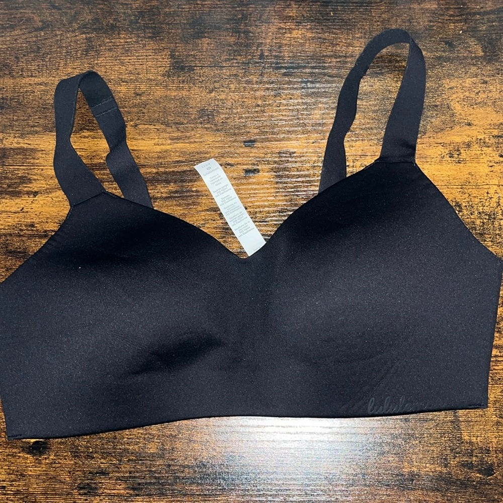 LuLuLemon Running High Support V Neck Bra Womens size 34 D